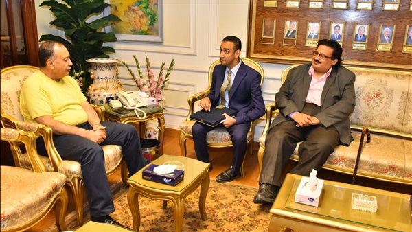 محافظ اسيوط 