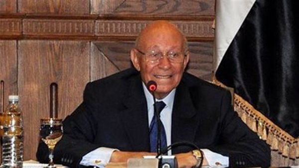 محمد فايق وزير الإعلام