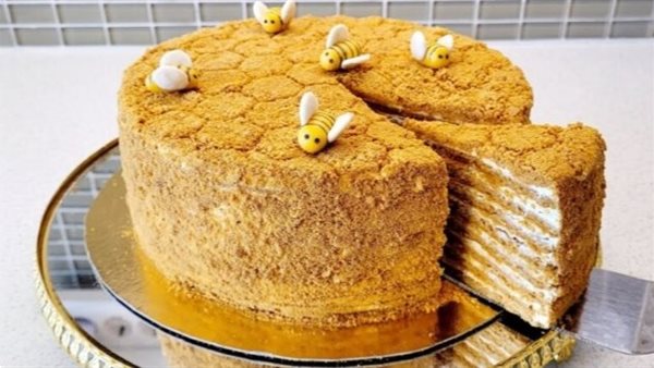 كيكة العسل الروسية