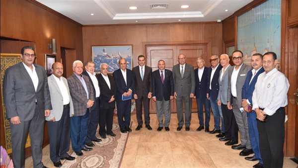 لقاء المحافظ اليوم