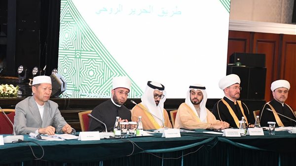 وزير الأوقاف خلال