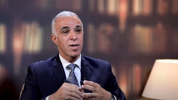  الدكتور أحمد فؤاد