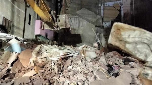 العقار المنهار