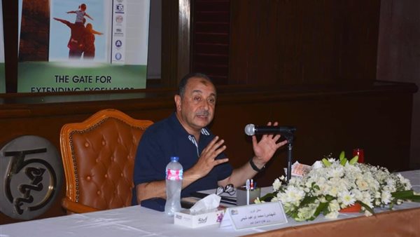 وزير قطاع الأعمال