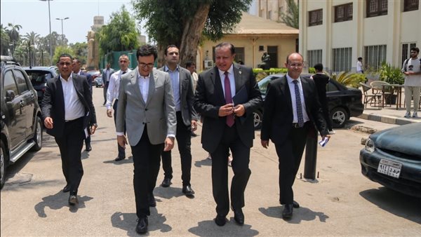 جولة وزير الثقافة