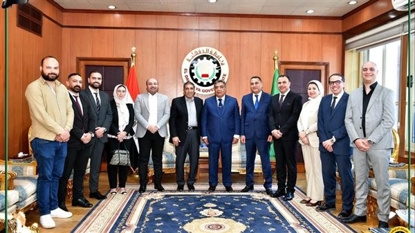 لقاء  محافظ الدقهلية