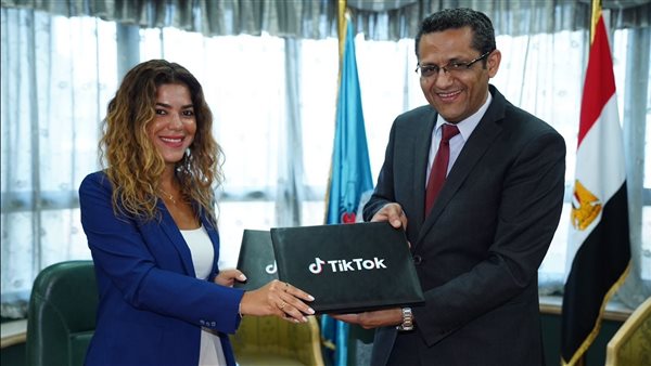 نقيب الصحفيين 