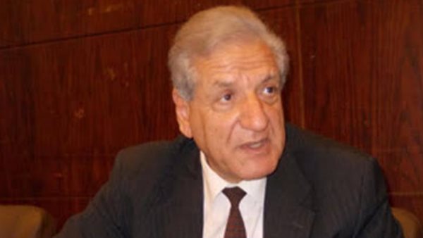 الدكتور فخري الفقي