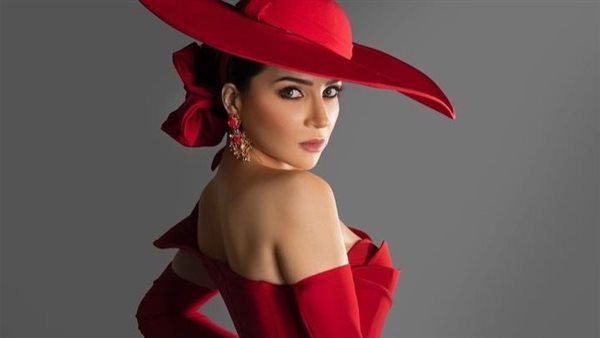 مي عز الدين 