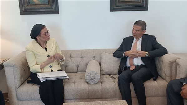 لقاء وزير الزراعهة