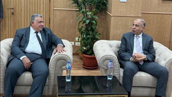 لقاء محافظ المنيا