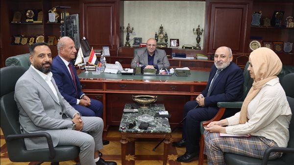 لقاء محافظ بني سويف