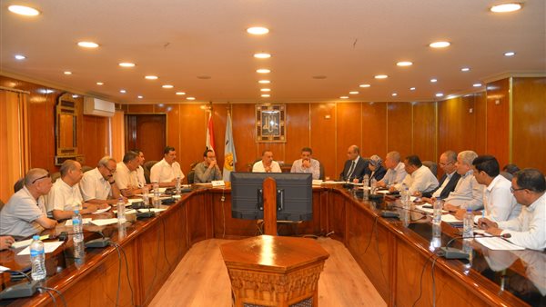 اجتماع المحافظ اليوم