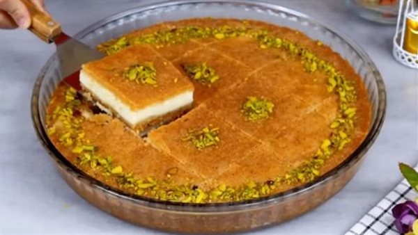 بسبوسة بالقشطة 