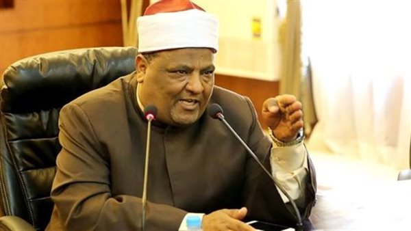 دكتور عباس شومان