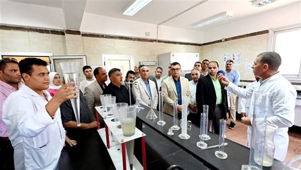 جانب من جولة وزير