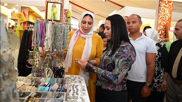 جولة وزيرة التضامن