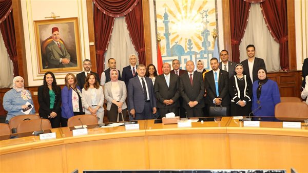 جانب من الندوة