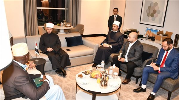 لقاء وزير الأوقاف