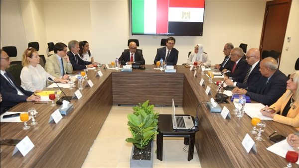 لقاء وزير الثقافة