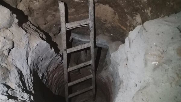 التنقيب عن الاثار