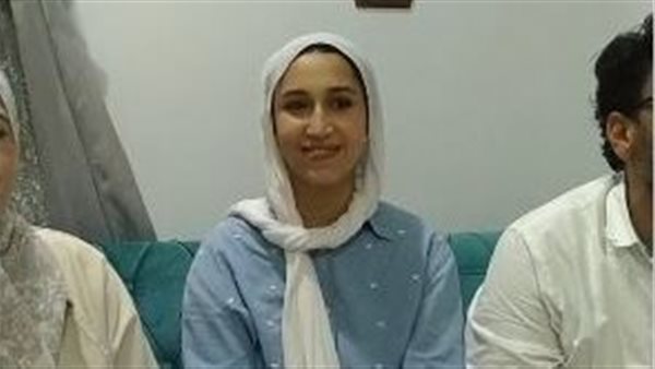 الطالبة رهف السابع