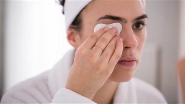 مزيل مكياج طبيعي