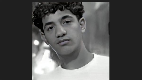 الطالب المنتحر