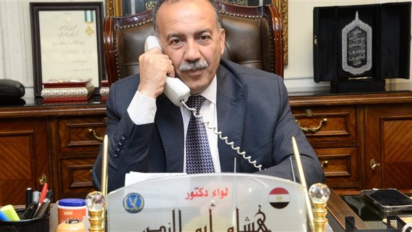 محافظ أسيوط يهنئ