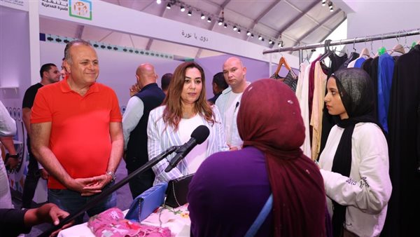  منال عوض وعمرو الفقي