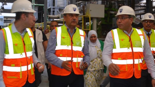 جانب من جولة وزير