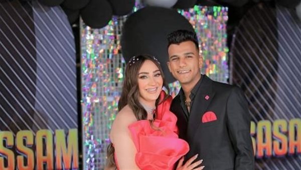 عصام صاصا وزوجته