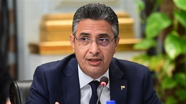 وزير التموين والتجارة