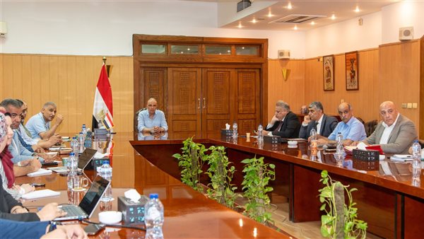 اجتماع الوزير اليوم