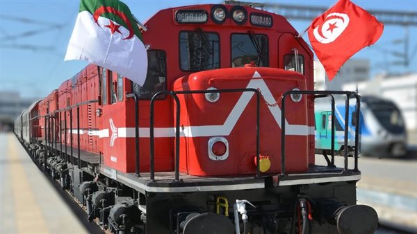 قطار تونس والجزائر