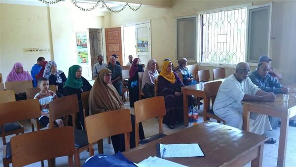 ندوة إرشادية لمزارعي