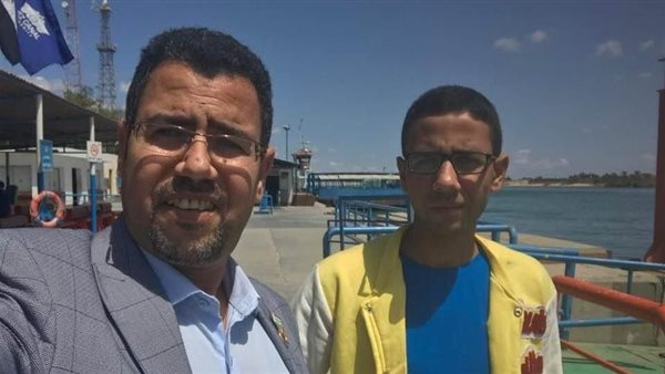 عبد الحليم سالم ونجله