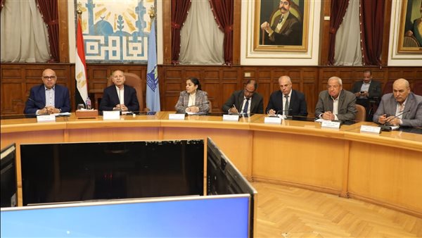 اجتماع محافظ القاهرة