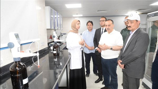 جولة المحافظ