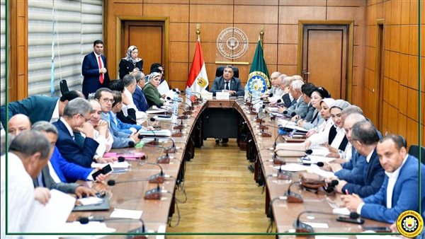 لقاء المحافظ اليوم