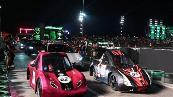 فعاليات رالي السيارات