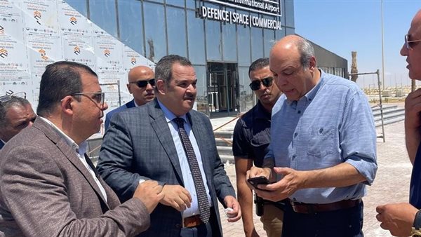 جولة وزير الطيران