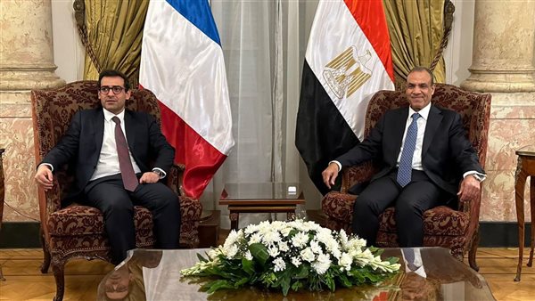 وزير الخارجية ونظيره