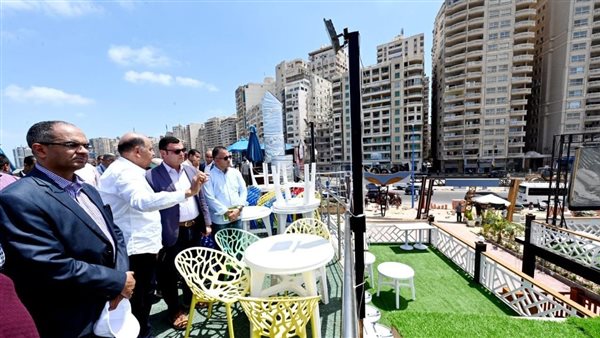 جانب من جولة وزير