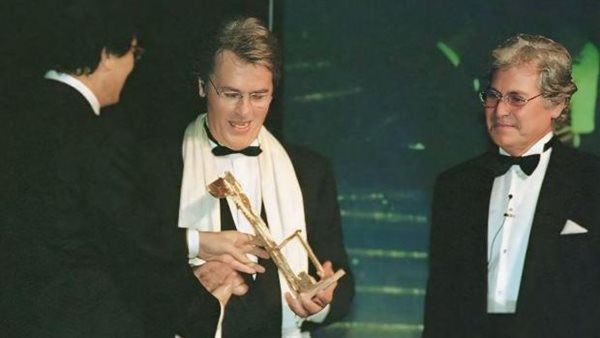 حسين فهمى و آلان