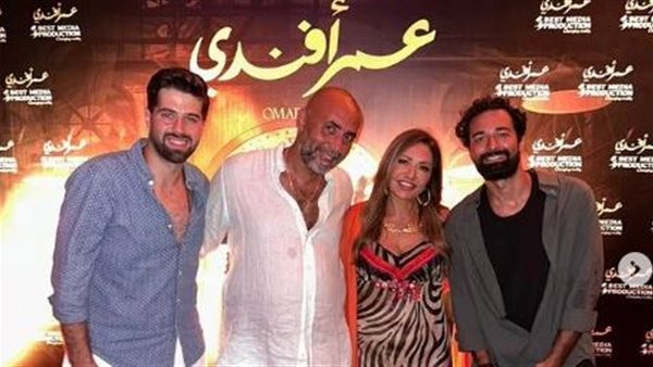 ليلي علوي وطاقم عمل