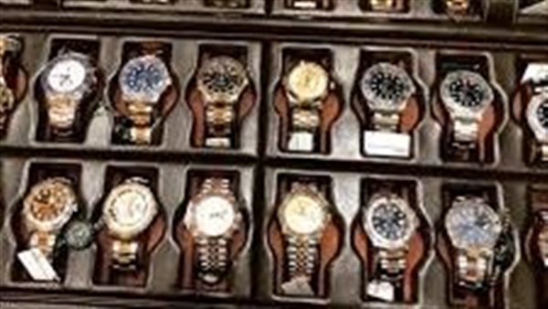 الساعات السويسرية