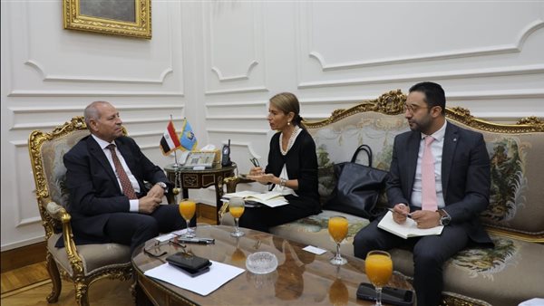 لقاء محافظ القاهرة