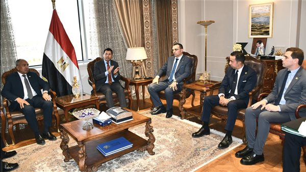 لقاء الوزير اليوم