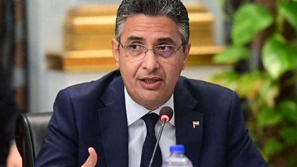 وزير التموين